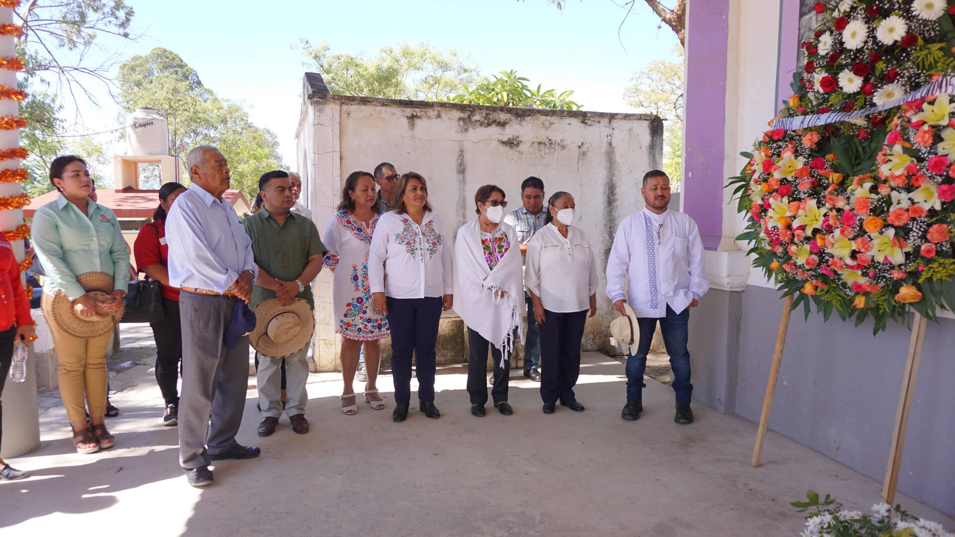 Ofrendan en el panteón Municipal, a aquellos ejidatarios que lucharon en la Revolución Mexicana