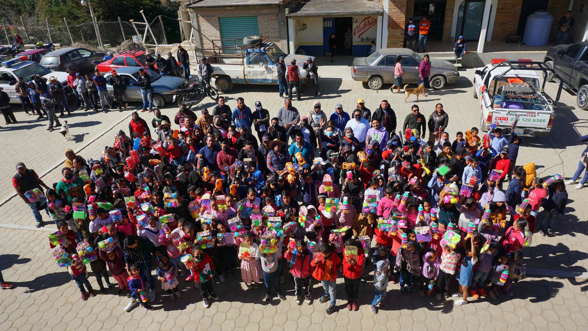 Día de Reyes para los niños y niñas de la inspectoría de Xacalco